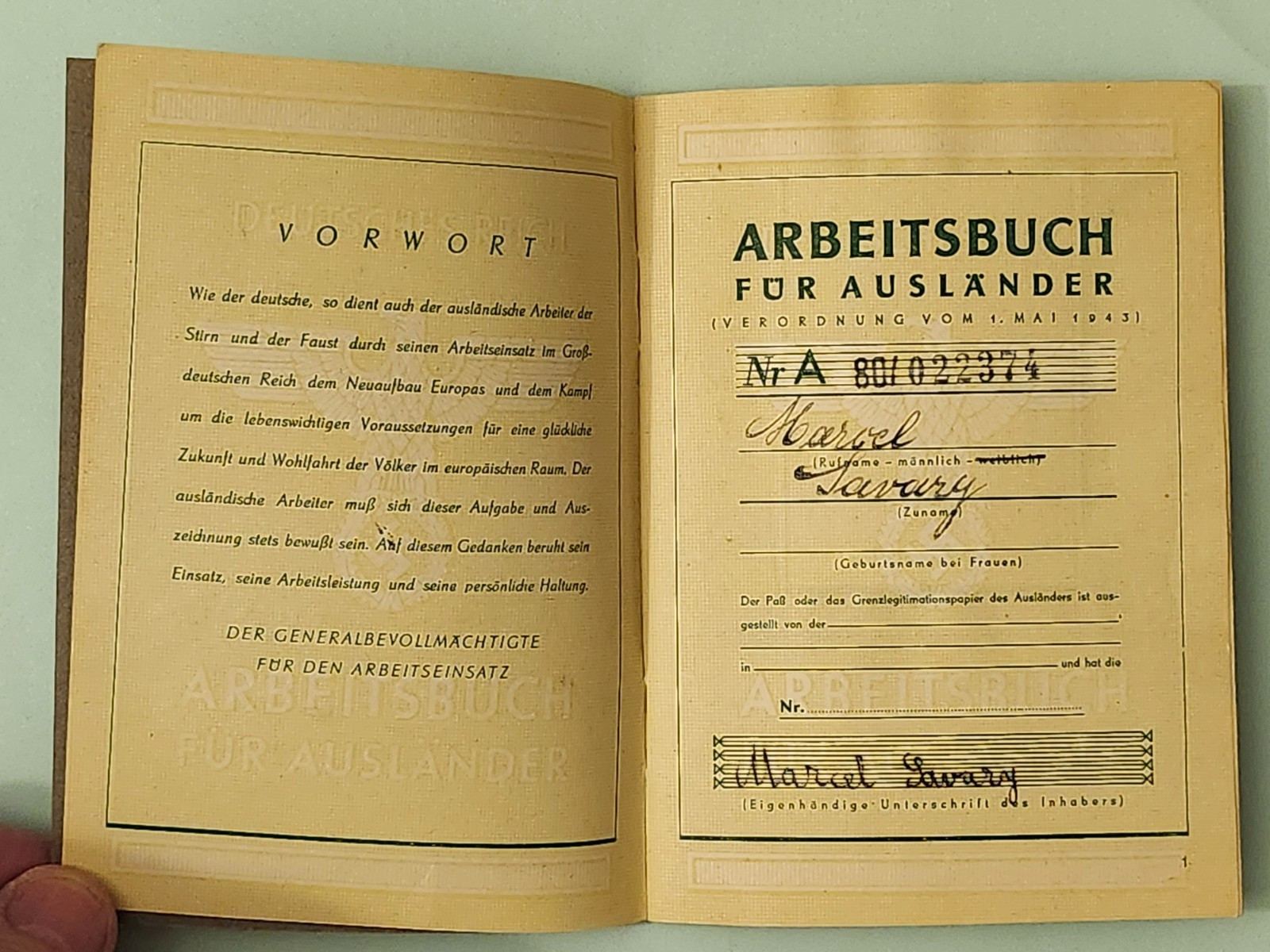 WW2 Germany. German WORKBOOK FOR FOREIGNERS 1943