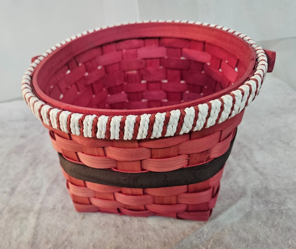 SANTA CLAUS Wicker Basket