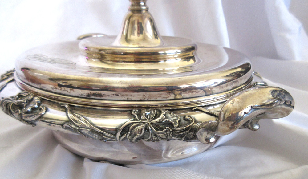 Wilcox Silverplate Co Quadruple Beautiful Floral Covered Serving Dish Insert EUC