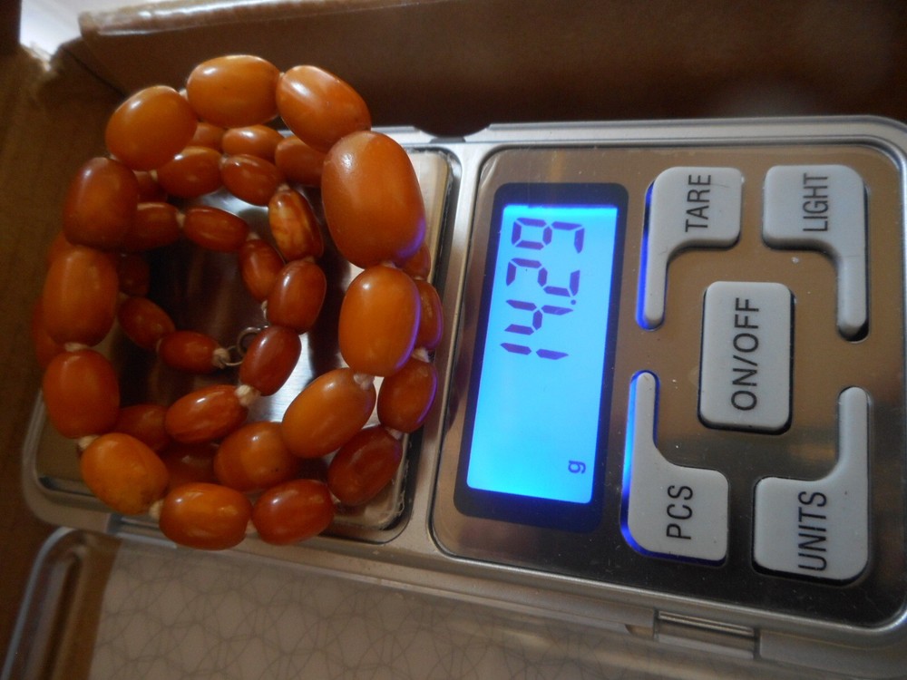 Antique butterscotch amber necklace 14g