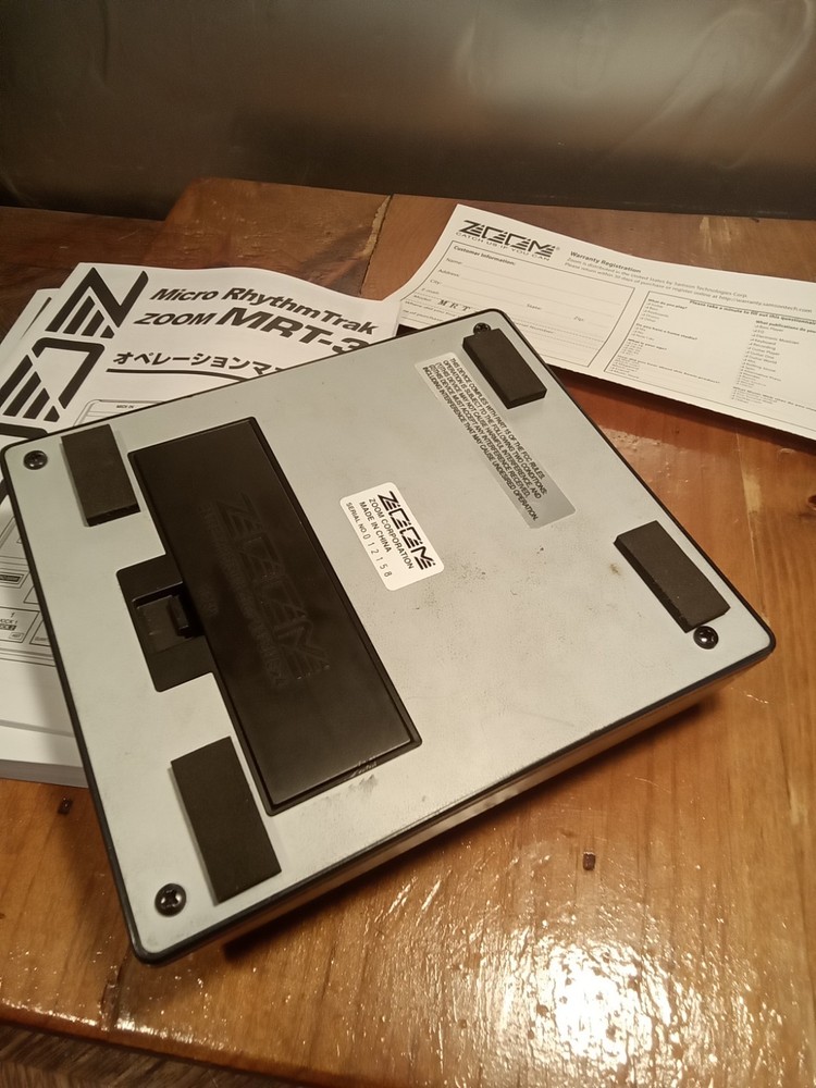 ZOOM MRT-3B Micro Rhythm Trak Drum Machine Electronic Sequencer Beat Loop midi