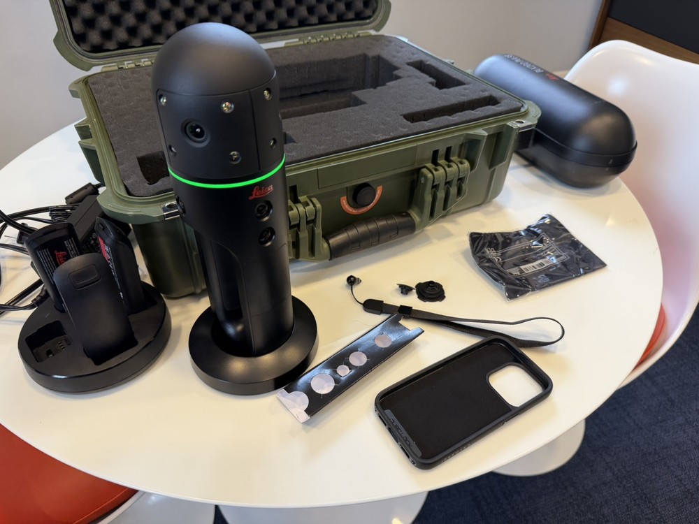 Leica BLK2GO Pulse Handheld Imaging Laser Scanner Wireless, Lightweight