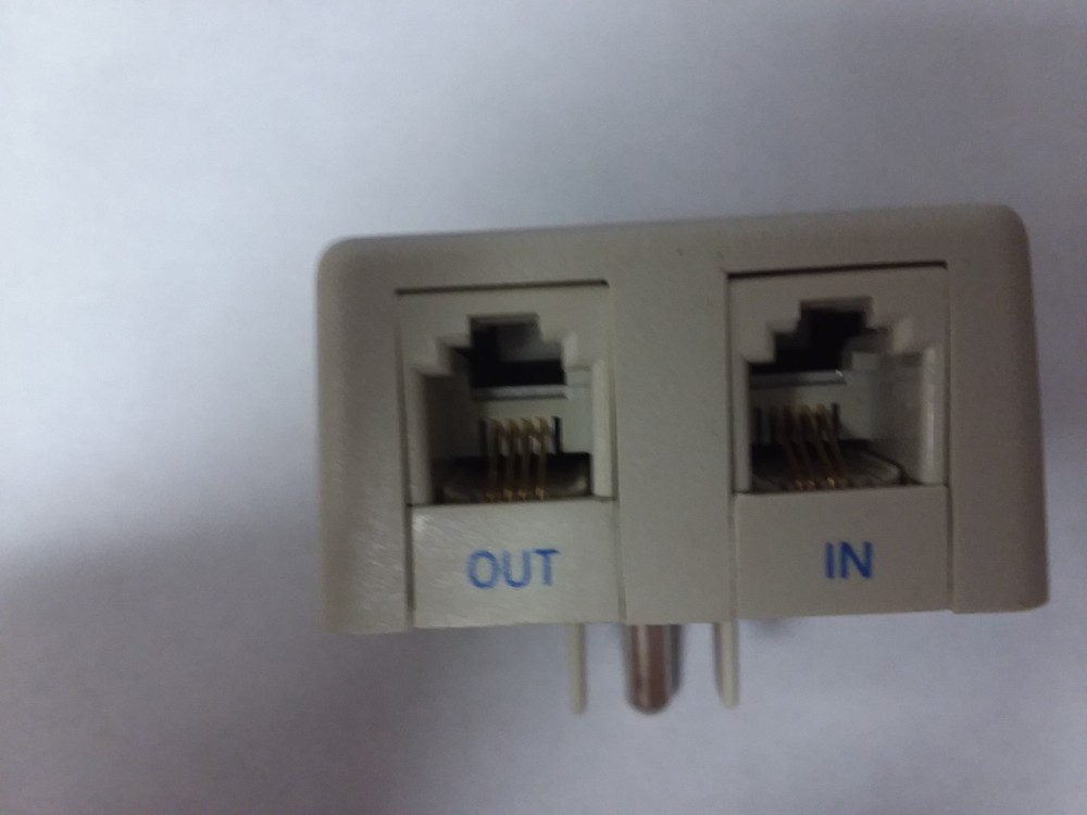 TRIPPLITE MODEL:MP SURGE SUPPESSOR FOR MODEM/FAX