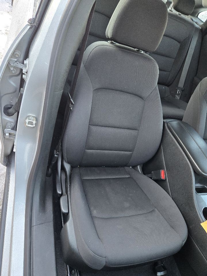 2021-2025 Chevy Malibu Dash Mounted Display