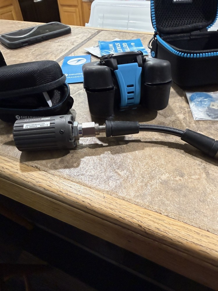 SHEARWATER TERIC SCUBA Dive wrist Computer w/ AI Transmitter