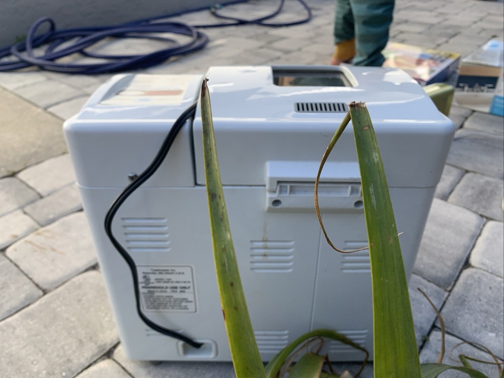 TOASTMASTER 1185 Automatic Bread And Butter Maker Bread Machine Working