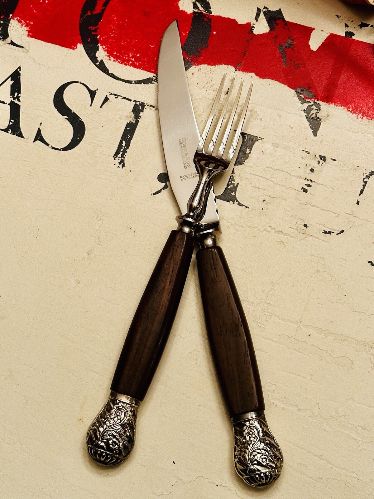 Rare16-PieceCork&Son EnglandKnife/ForkBoxedRosewood Handle/Silver Cap CutlerySet