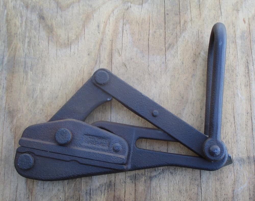 KLEIN 1613-40 MADE IN USA CABLE WIRE PULLER