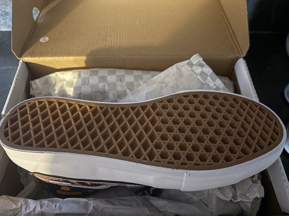 New Thrasher Vans Size 8.5 Men’s