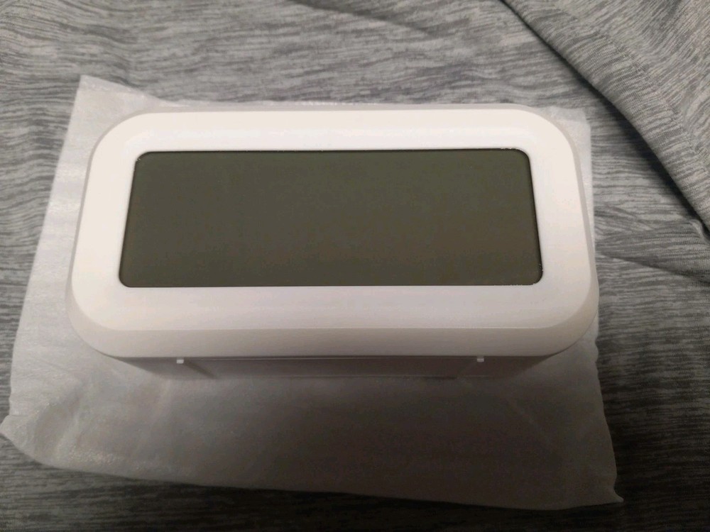 Optically Controlled Liquid Crystal Device Alarm Clock WHITE - NEW IN BOX