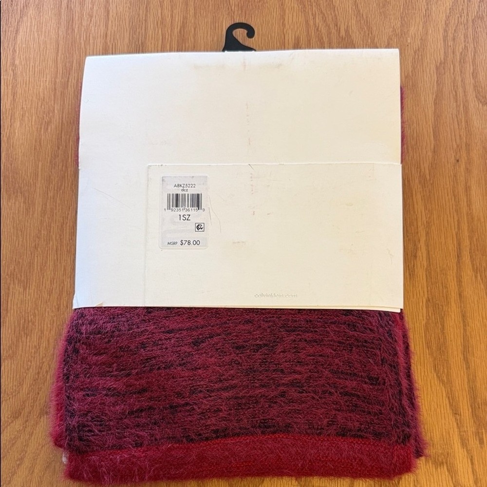 NWT Calvin Klein Burgundy Knit Hat and Loop Infinity Scarf Set
