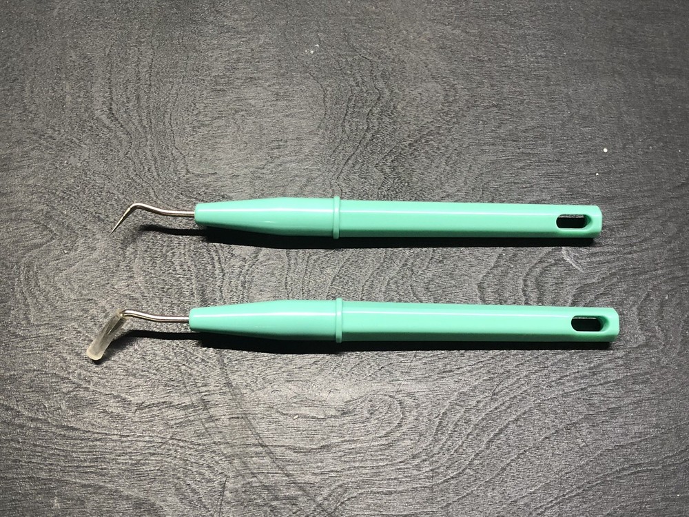 Craft Weeding 2 Piece Tool Set for Adhesive Vinyl HTV 2 Pack
