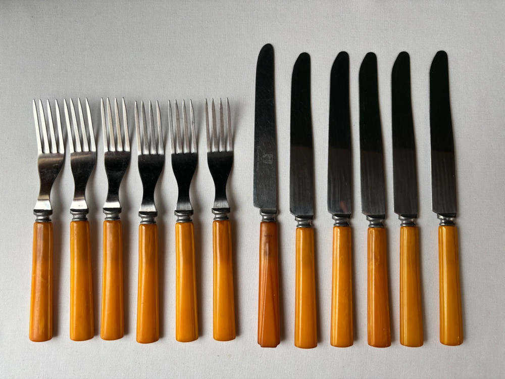 12 Piece Vintage Bakelite Butterscotch Handled Silverware Stainless