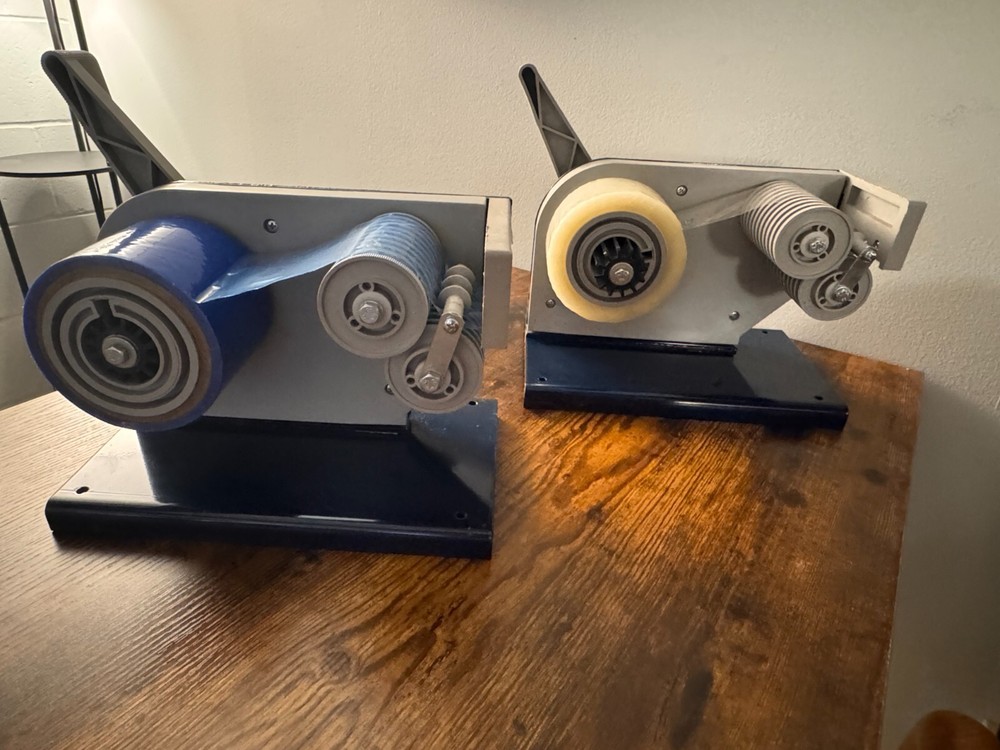 SL-3 TAPE DISPENSER