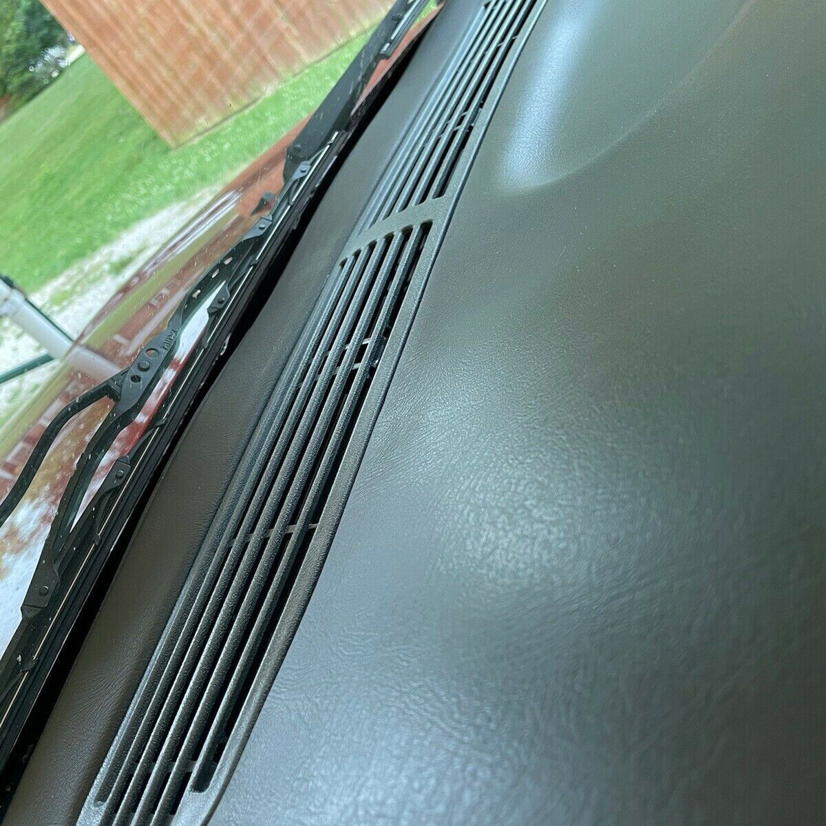 Dash Defrost Vent Cover Grille Panel For 98-04 Chevy GMC Sonoma S10 S15 Blazer