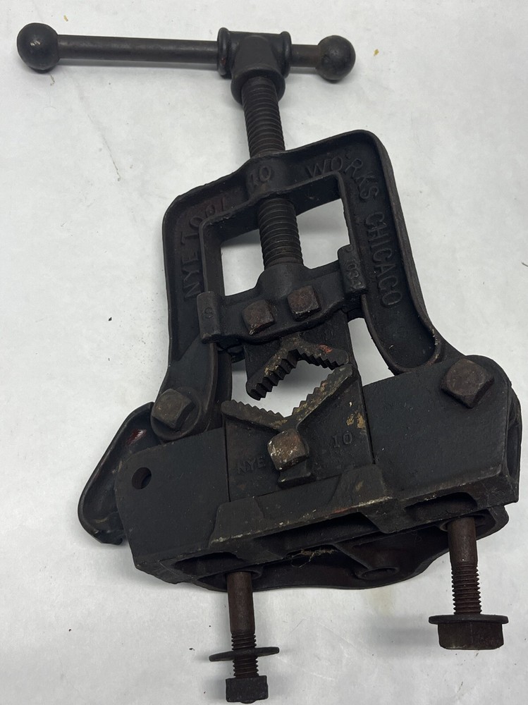 NYC Tool Works Chicago #10 Bench Pipe Vice P-1032