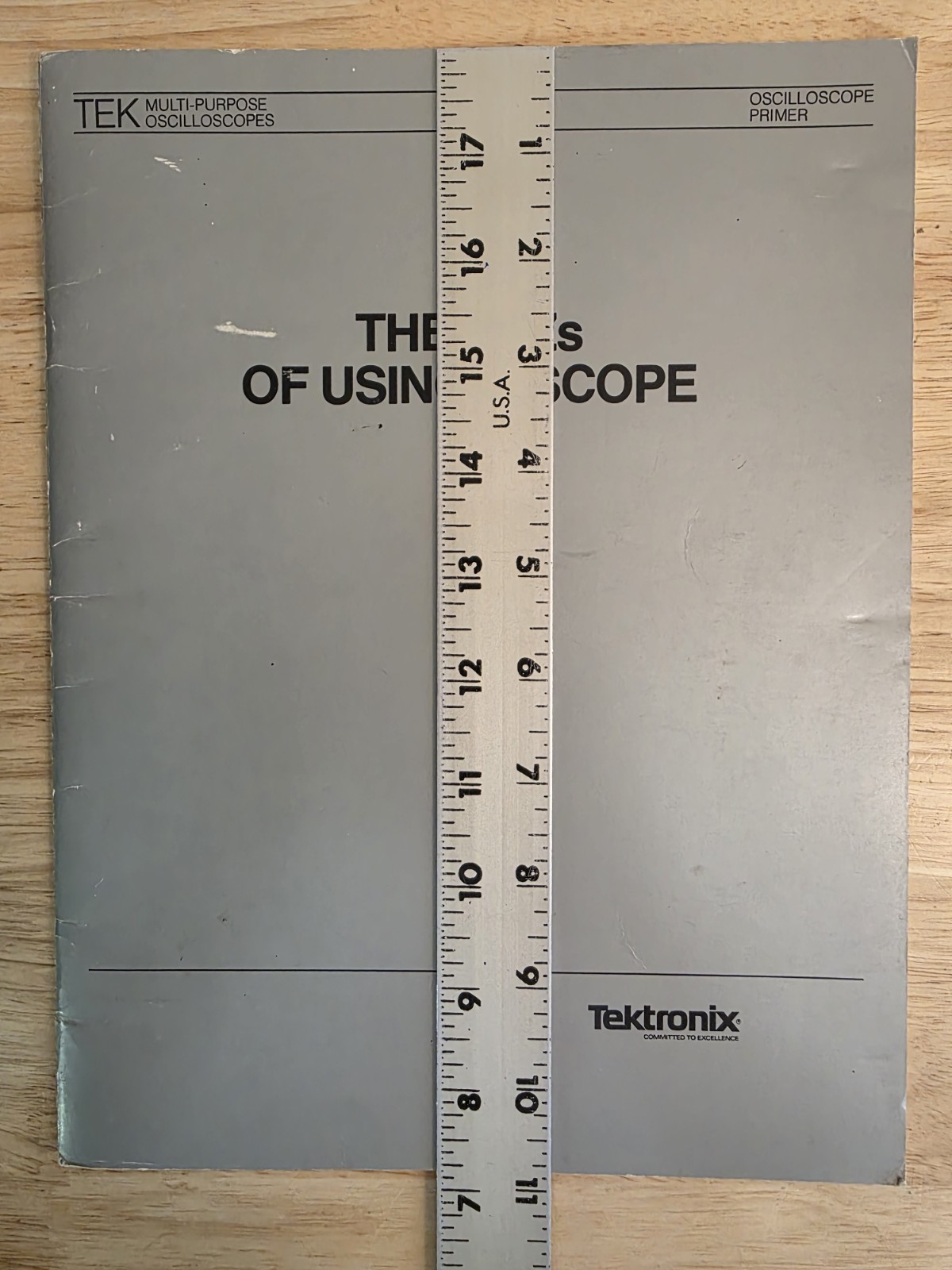 The XYZ's of Using a Scope by Tektronix