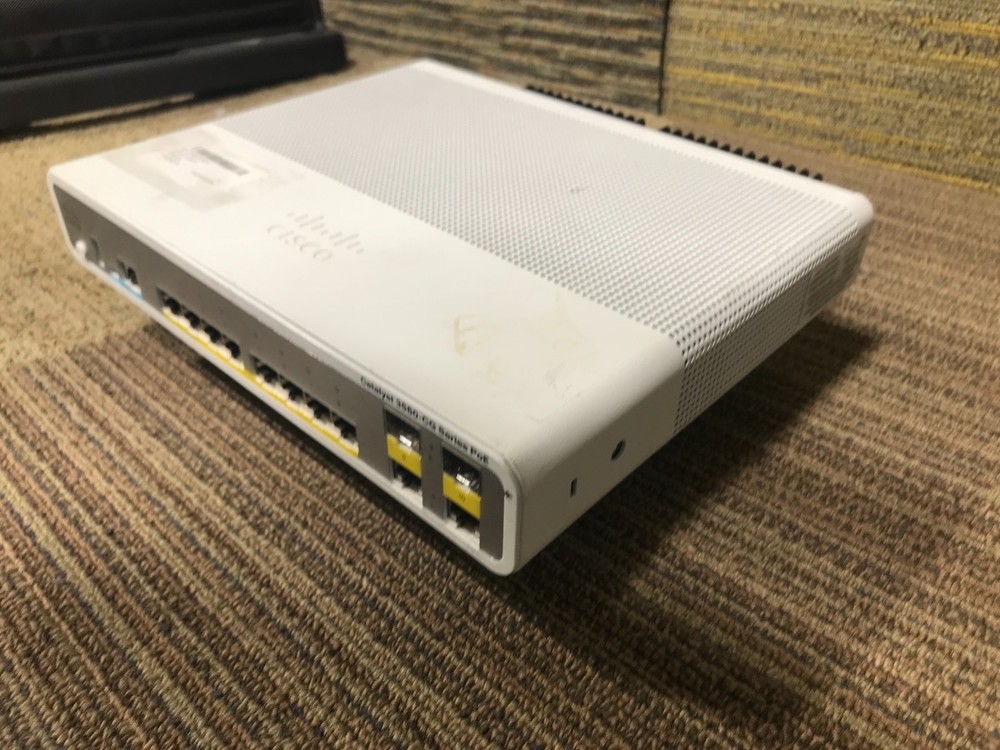 Cisco Catalyst 3560 Compact Network Switch (WS-C3560CG-8PC-S)