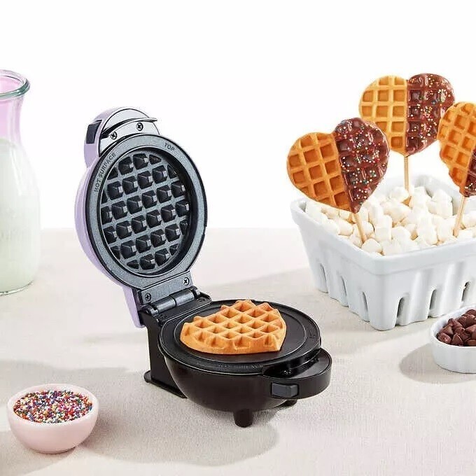 Dash Multi-Plate Mini Waffle Maker 7 removable Plates Recipie guide included
