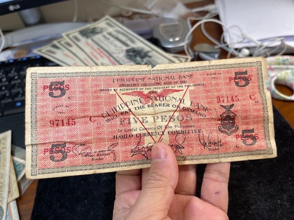 1941 US Philippines 5 Pesos Banknote