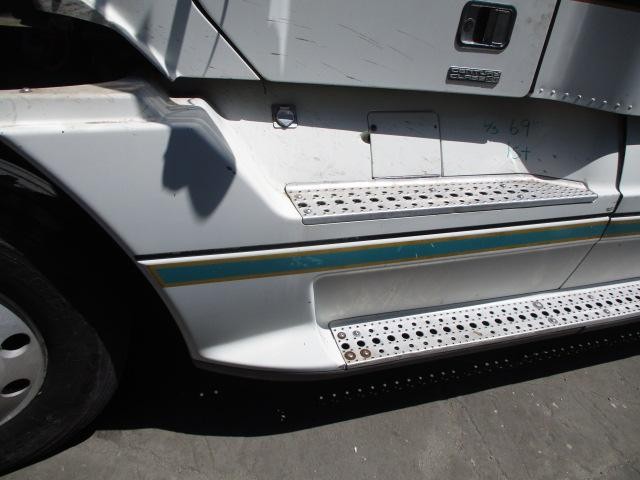 For 2003 FREIGHTLINER CENTURY 120 SIDE FAIRING Left ,  FL