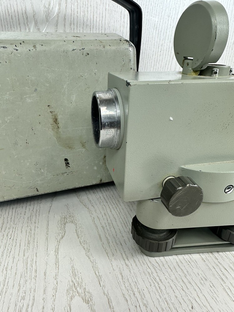 Vintage Carl Zeiss Automatic Level Model Ni025