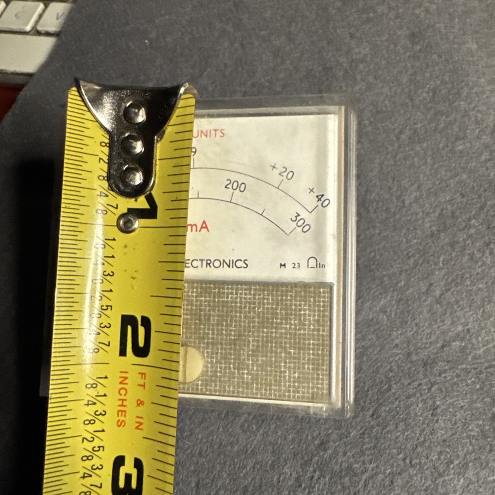 K . W . ELECTRONICS Front mA Meter TRANSCEIVER KW 2000B