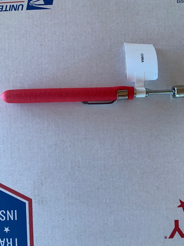 Blue Point Pocket Magnet Pick Up Tool. Telescoping. Red Color.