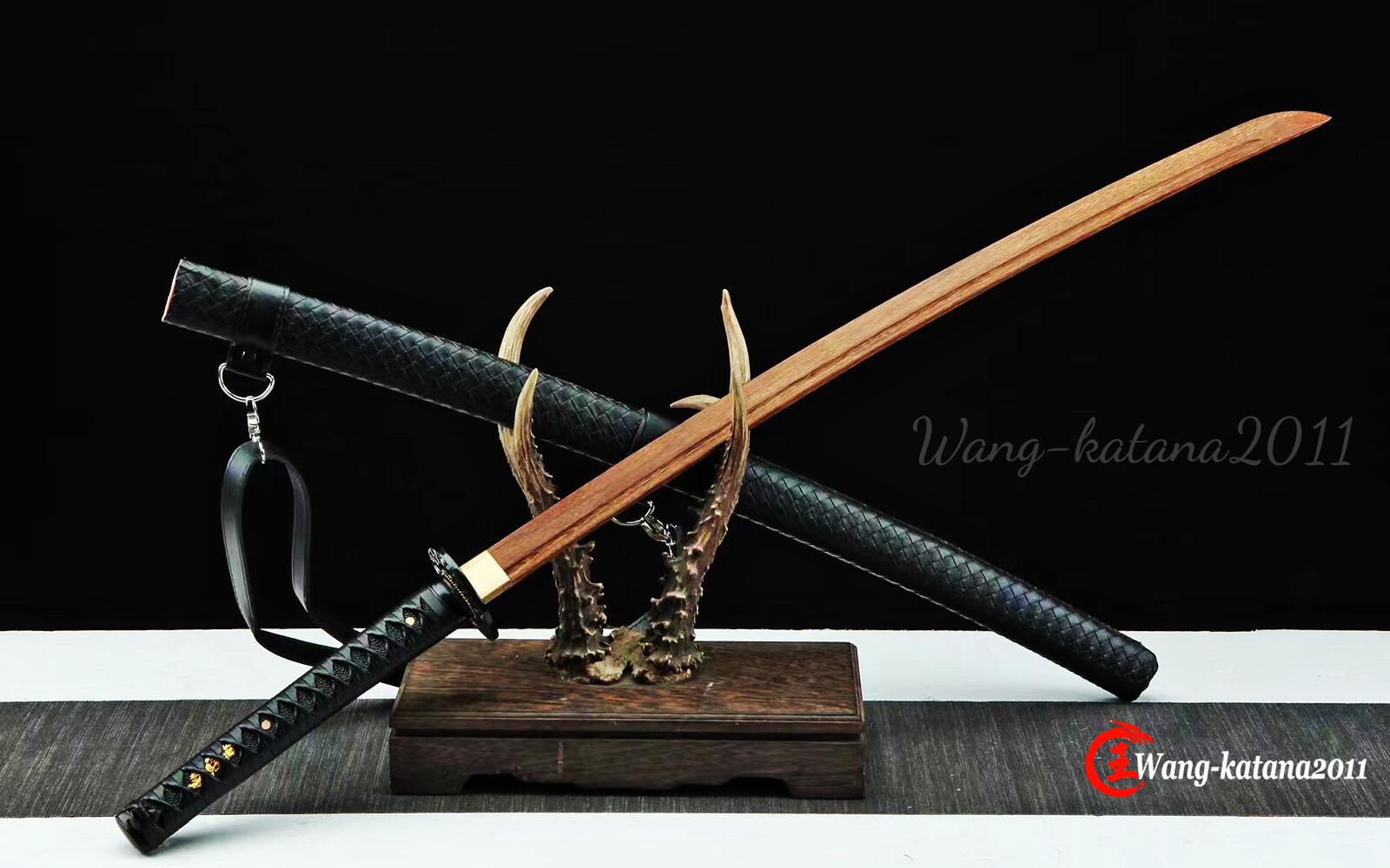 Wooden Katana Battle Training Practice Sword Kendo Iaido Outdoor Leather Bokken