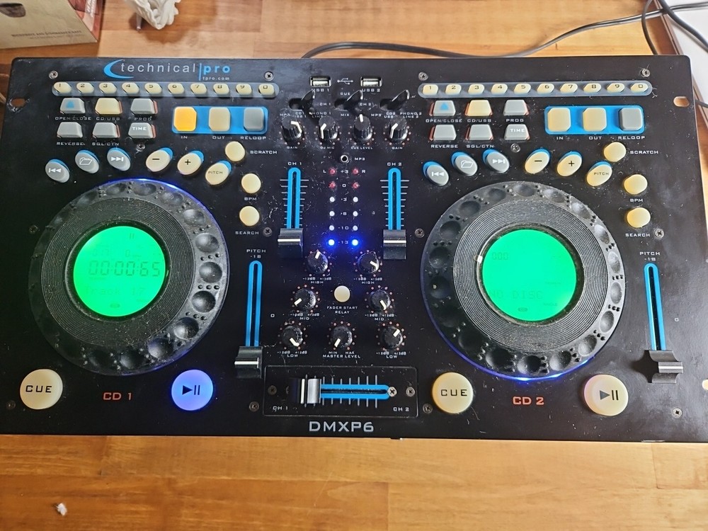 Technical Pro DMXP6 Double CD Mixer with USB, Scratch and BPM