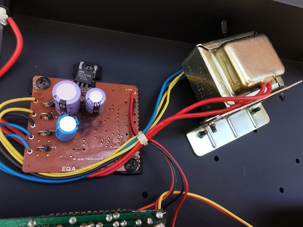 TEAC EQA-5 Stereo 10-Band Graphic Equalizer Tested SEE VIDEO Read Description