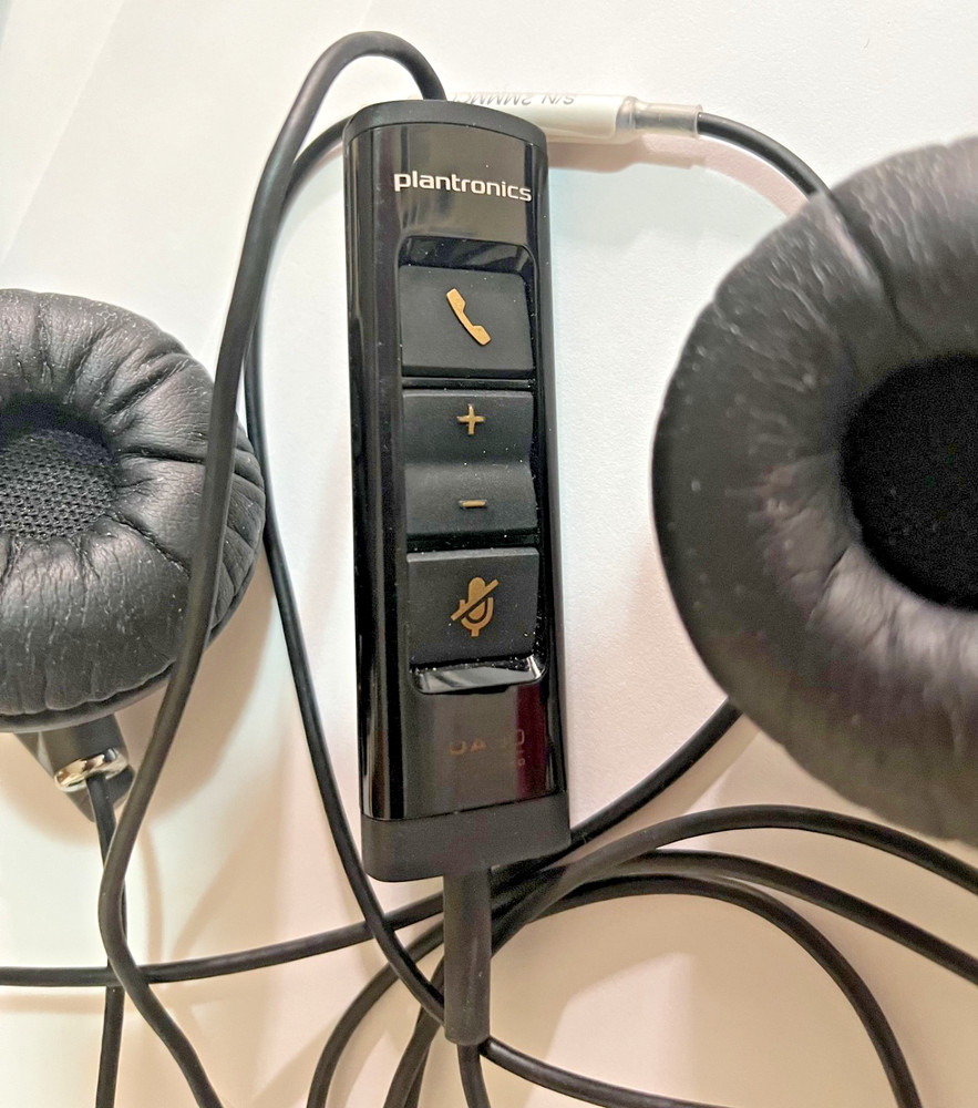 Plantronics wired headset model 315