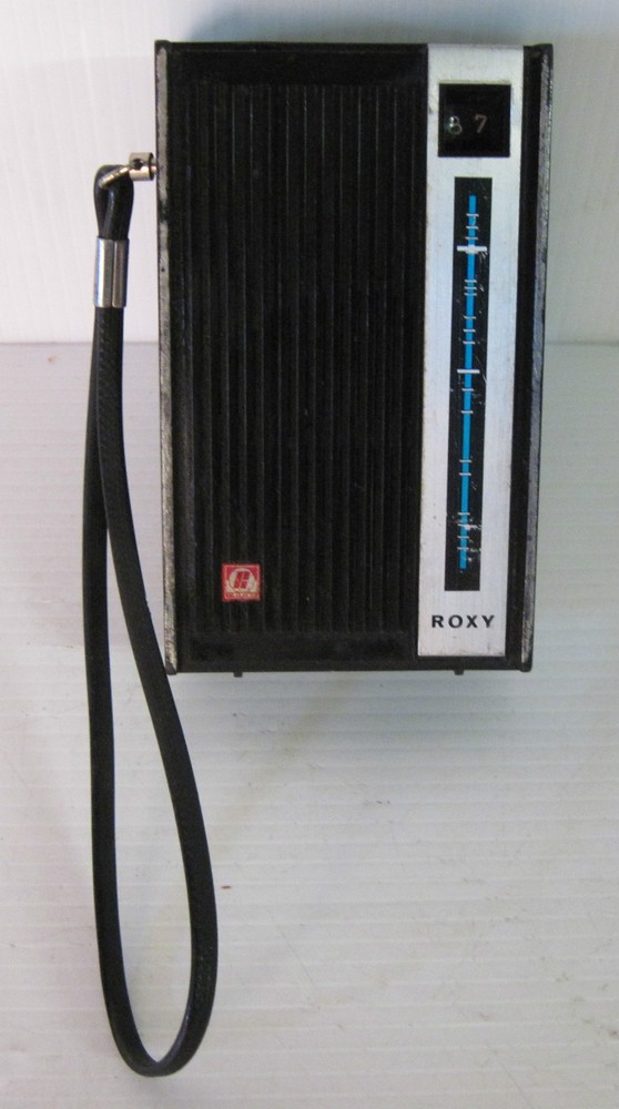 roxy portable radio 1960s, not working