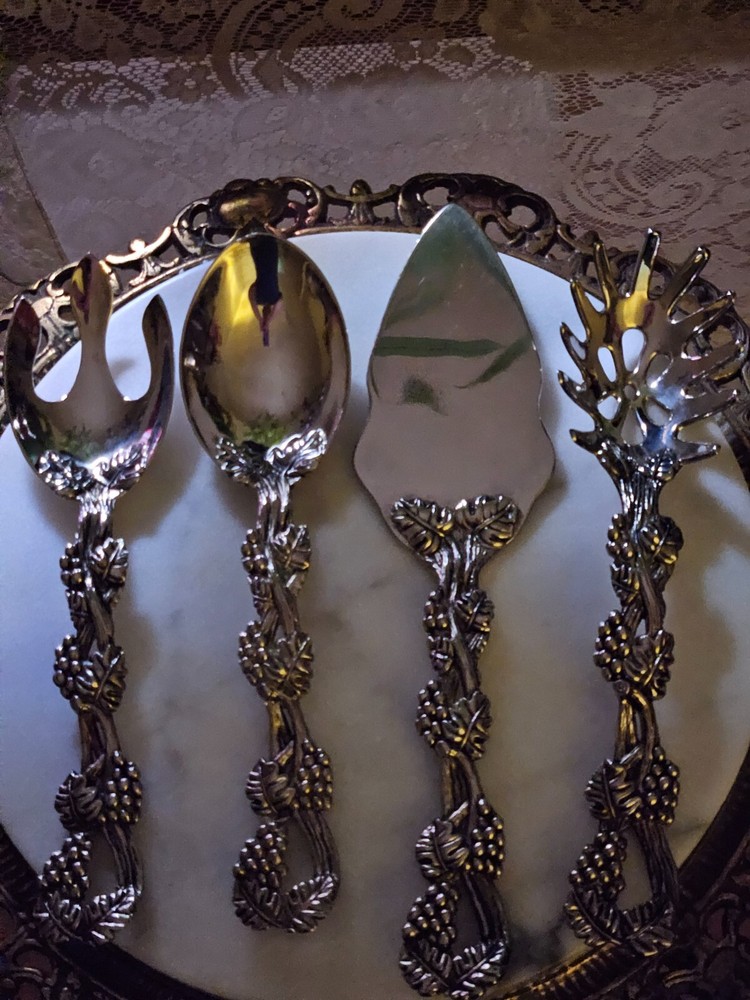 Godinger Silver Plated Grapevine Collection Cake/Pie/Dessert Server & Spoon Set