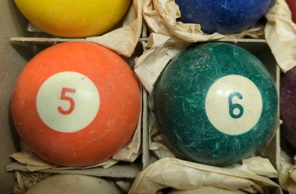 vintage billiard ball set