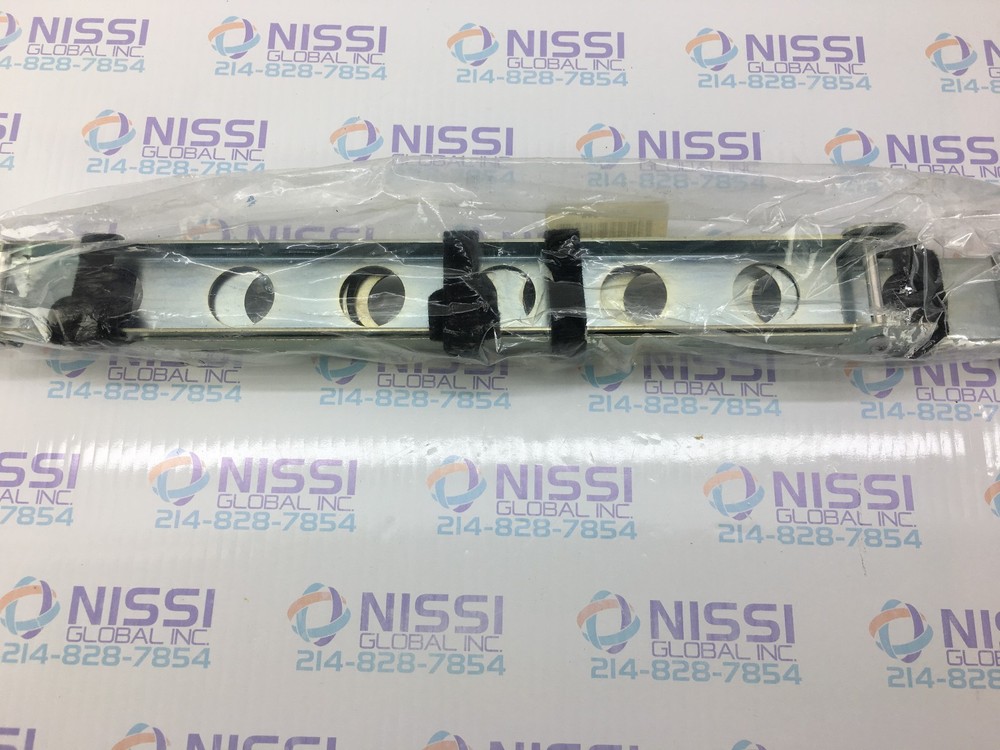 MCR-1005 Server Rail Equipment Bracket