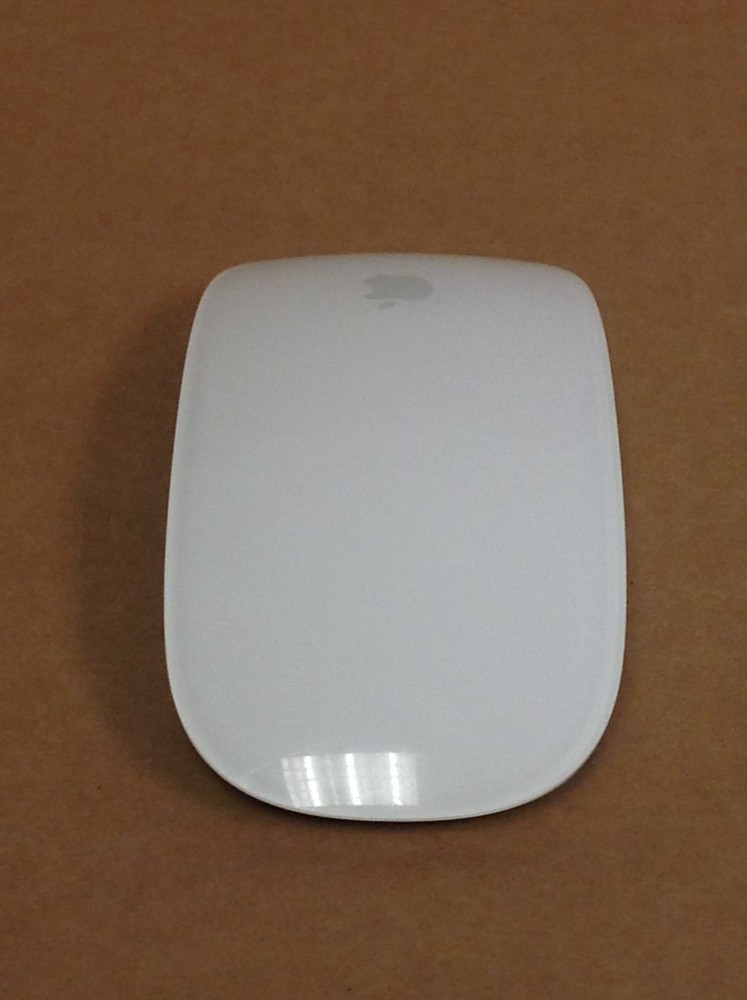 Apple Magic Mouse 2 A1657 Wireless Rechargeable Mouse, WORKING FREE SHIPPING