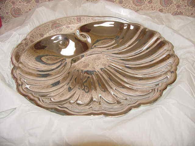 Oneida Large Clam Shell Server Dish Silver Plate Platter 80113017A 17 1/2" USA
