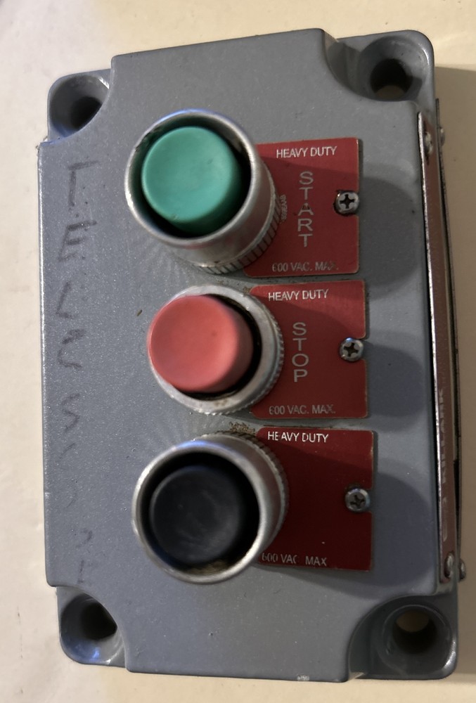 Killark XCS-0A8 Pushbutton Station XCS0A8 Door Switch opener. P6