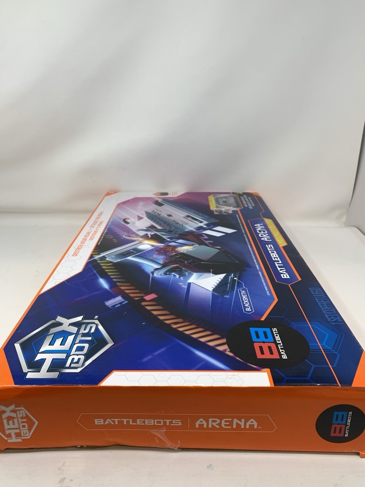 Hex Bots BattleBots Arena 4.0 Bite Force and Blacksmith Remote Control Toy