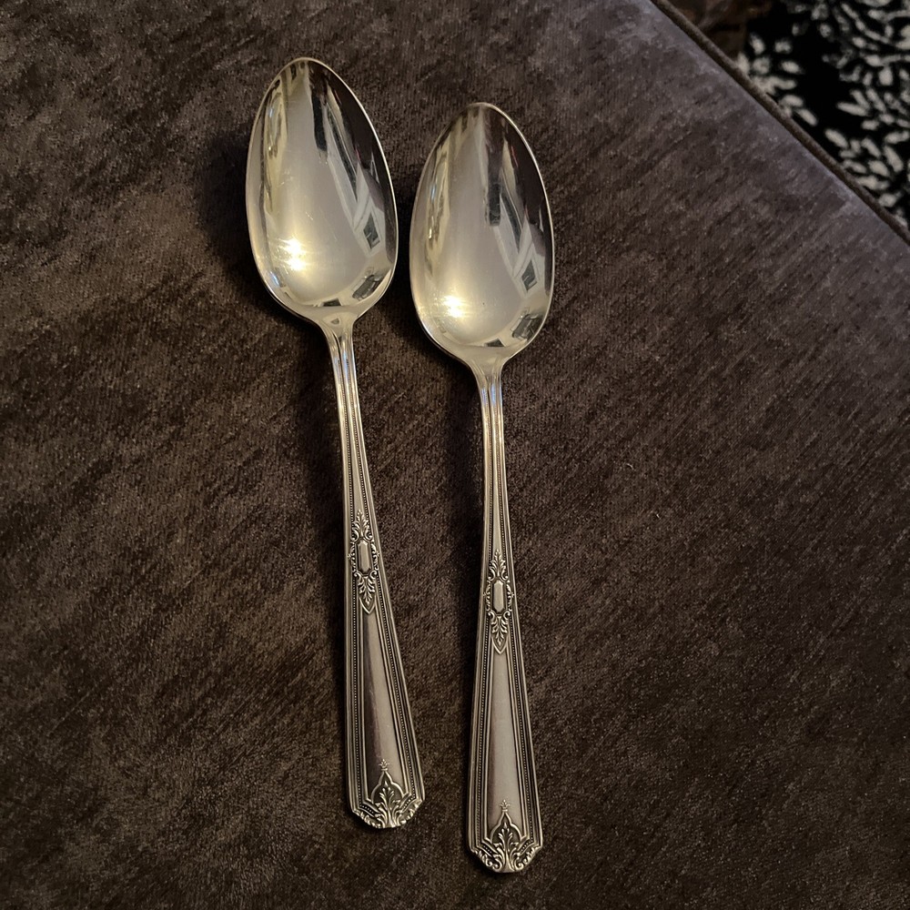 2 R&B Rogers & Bros LYRIC Pattern Silverplate Flatware Solid Serving Spoons 8.25