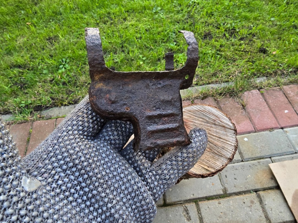 WW2 Accessories MP from the German bunker relic.