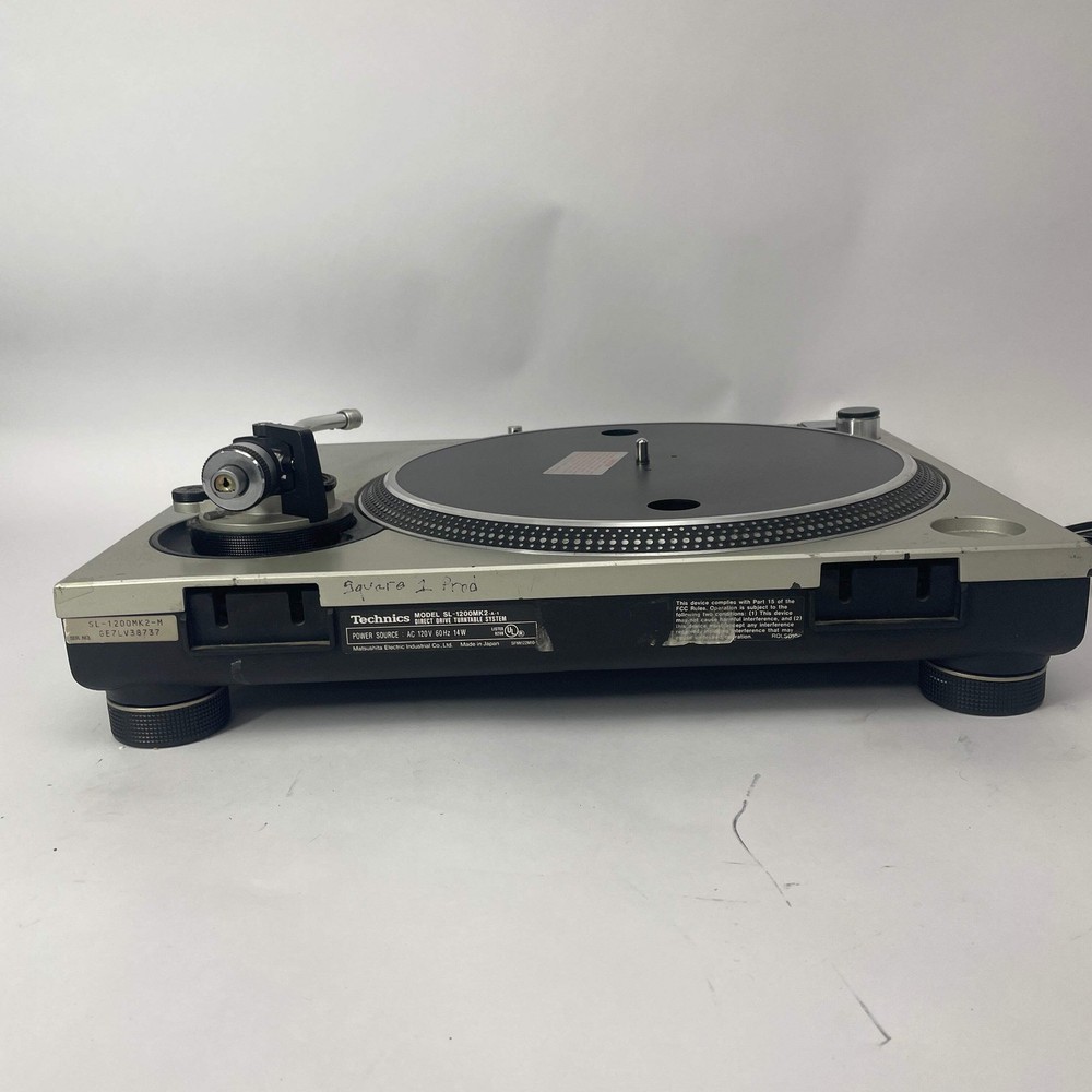 Technics SL-1200MK2 Direct-Drive Professional DJ Turntable