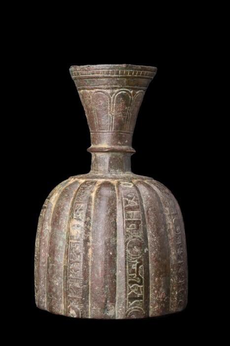 ANCIENT ISLAMIC  ABBASID BRONZE DECORATED BOTTLE