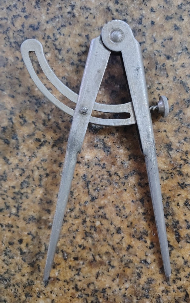 🗽VINTAGE W.S. CO. 9" DIVIDER