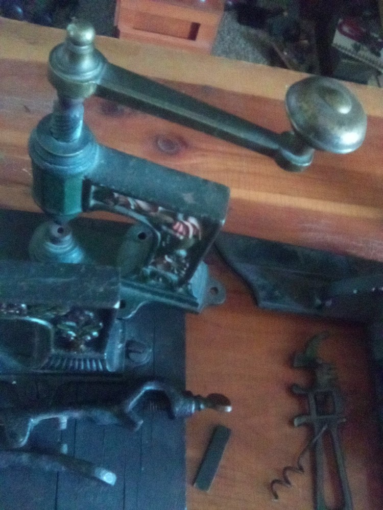 TOOL COLLECTORS STEAL