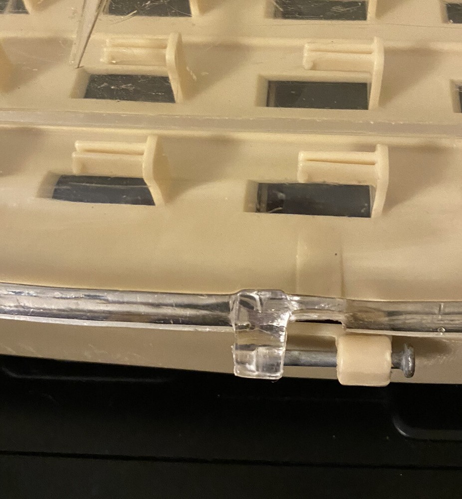 Avant 20 thread carrying case