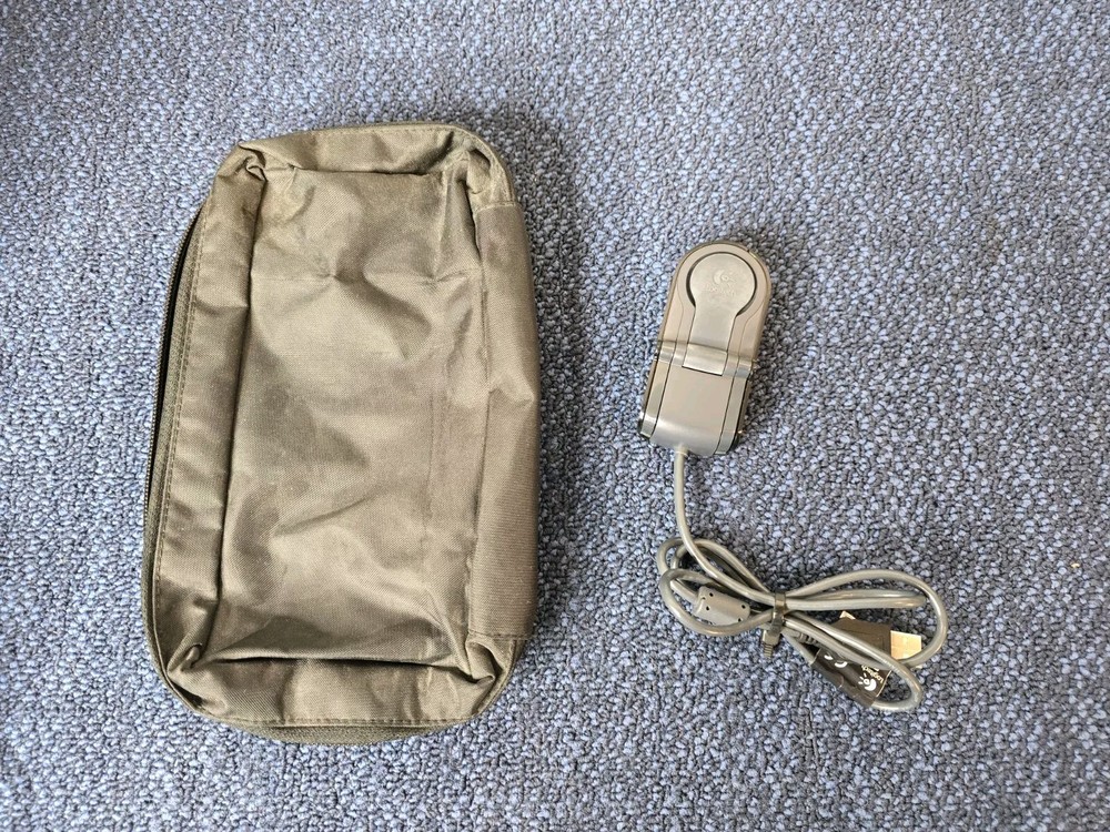 Logitech V-UJ15 QuickCam Webcam USB PC Camera VGA CCD w/bag | For Computer