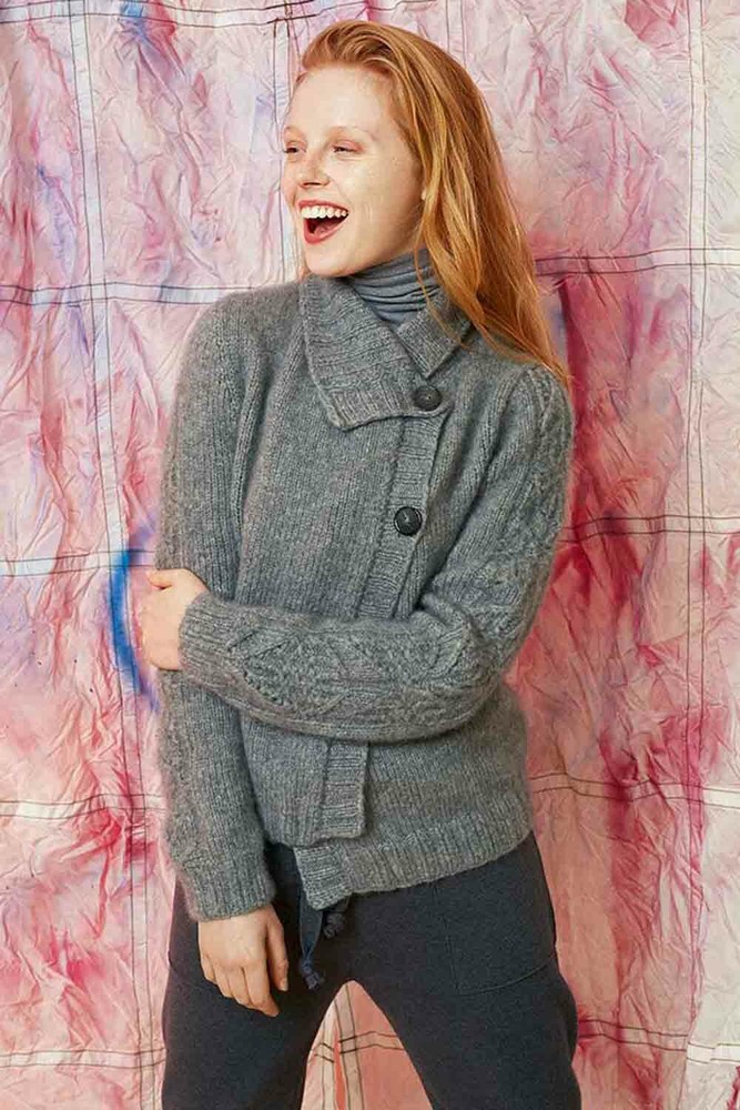 Jacket - Lang Yarns Cashmere Light - Model Package Knitting Package With A