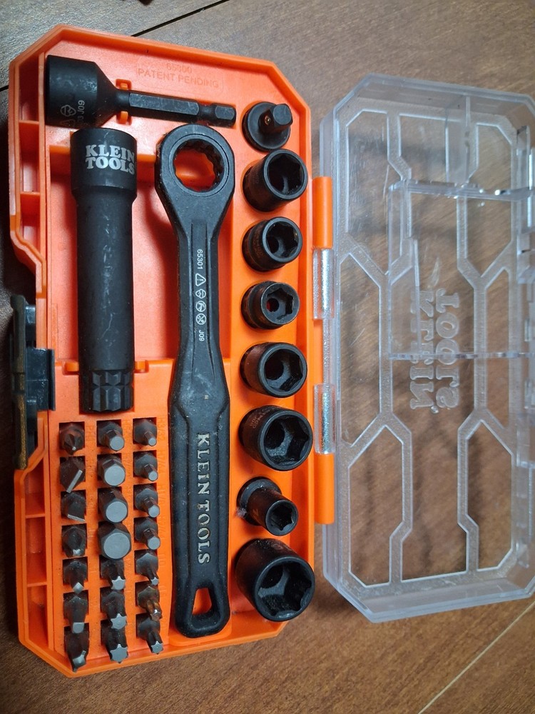 Klein Tools Electrician Rated 65300 32-PCs Pass Through Socket Set